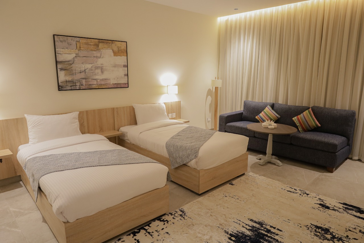 5c97b5ae-afc7-40e5-b094-331cce132f82