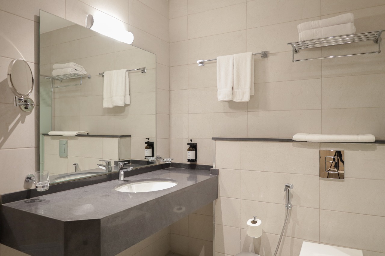 a87c7f86-3647-4d31-a6b0-68b9ae08e53b